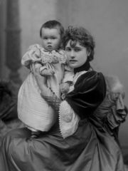 6  Richard and his mother Belle  1892